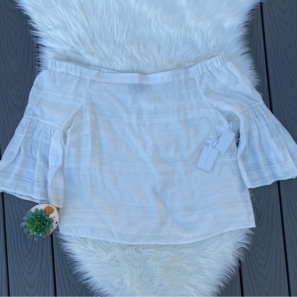 1.State Off The Shoulder Top - Picture 1 of 4